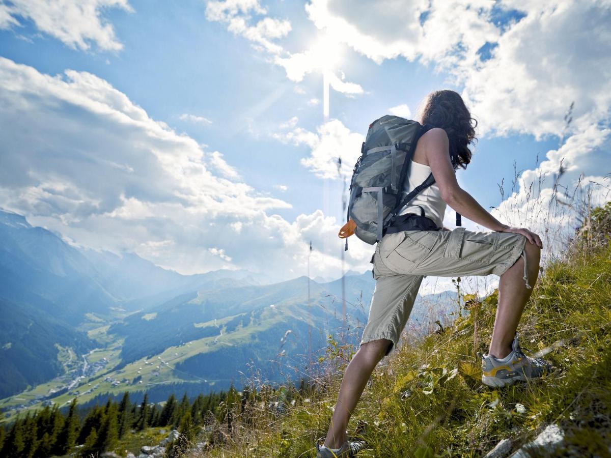 Alpenparks Hotel Montana Matrei in Osttirol Kültér fotó