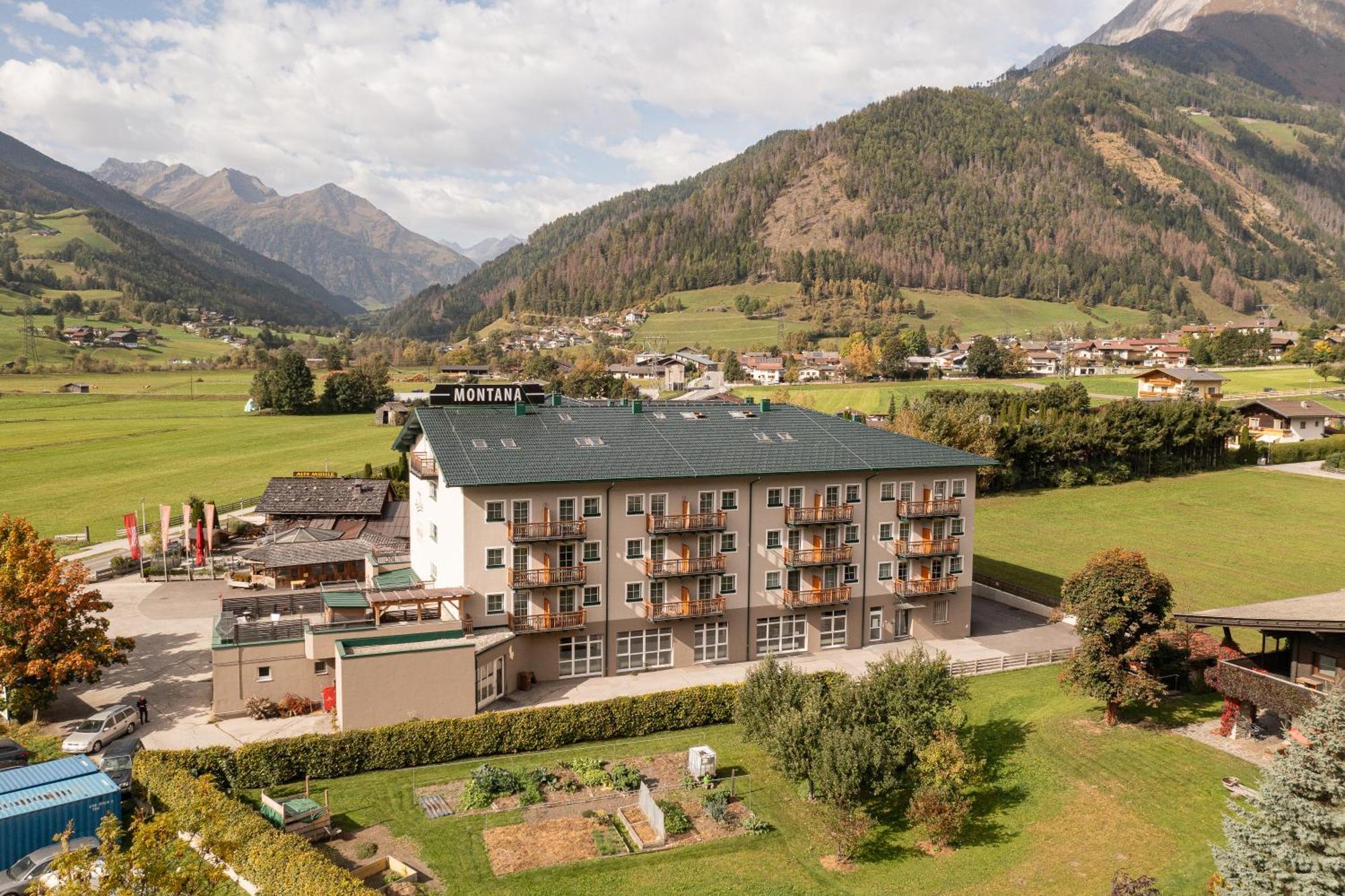 Alpenparks Hotel Montana Matrei in Osttirol Kültér fotó