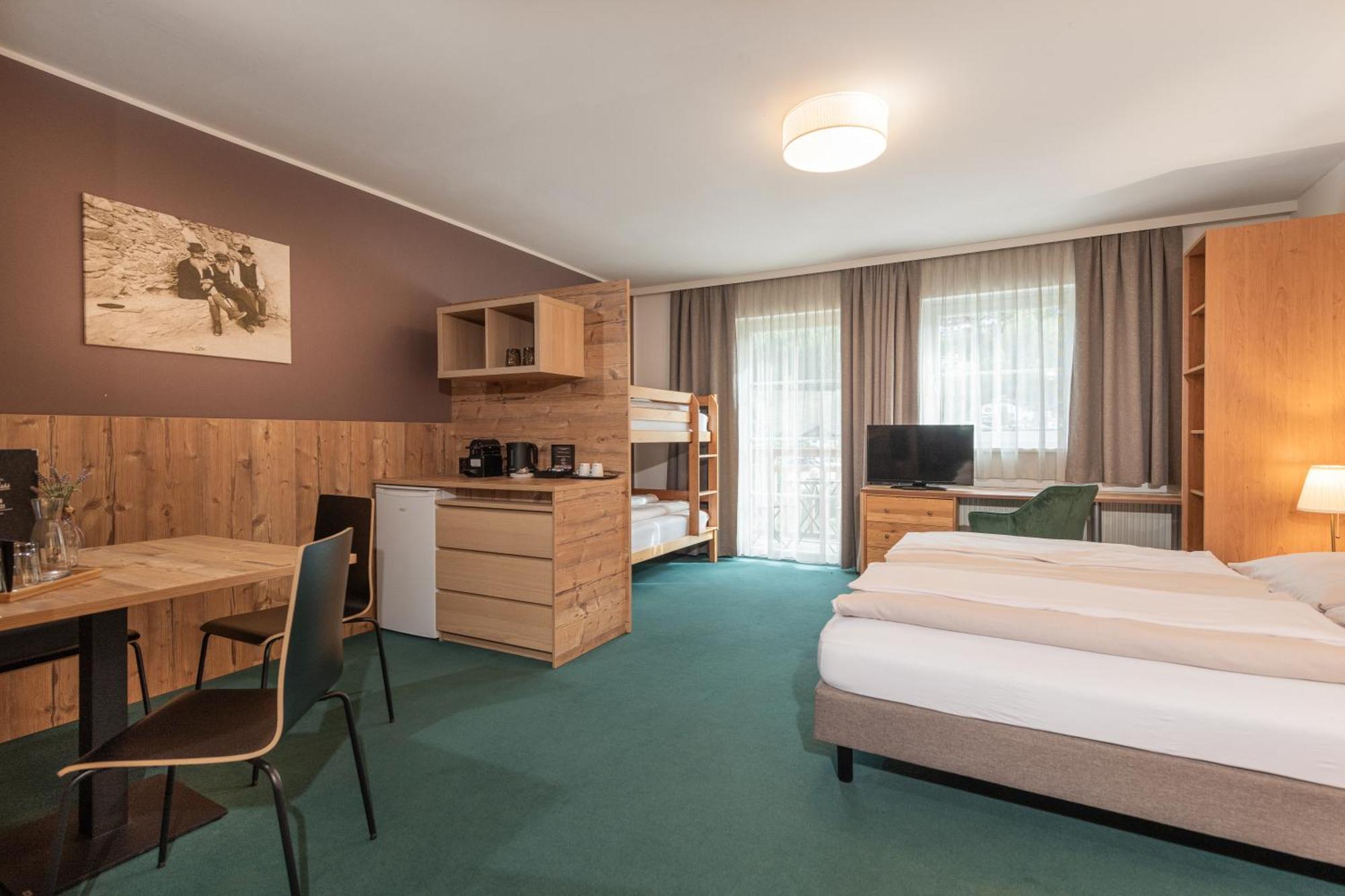 Alpenparks Hotel Montana Matrei in Osttirol Kültér fotó