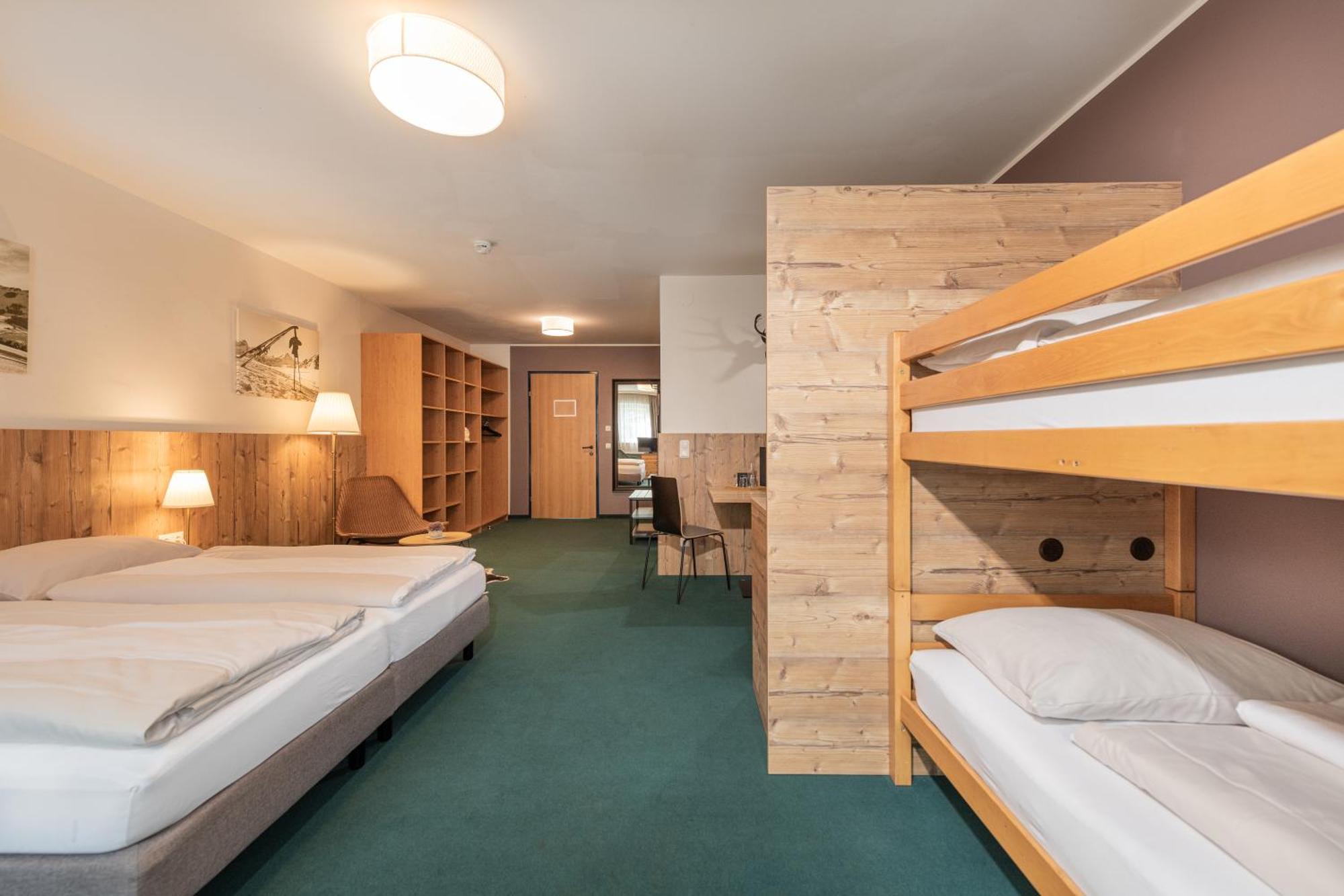 Alpenparks Hotel Montana Matrei in Osttirol Szoba fotó