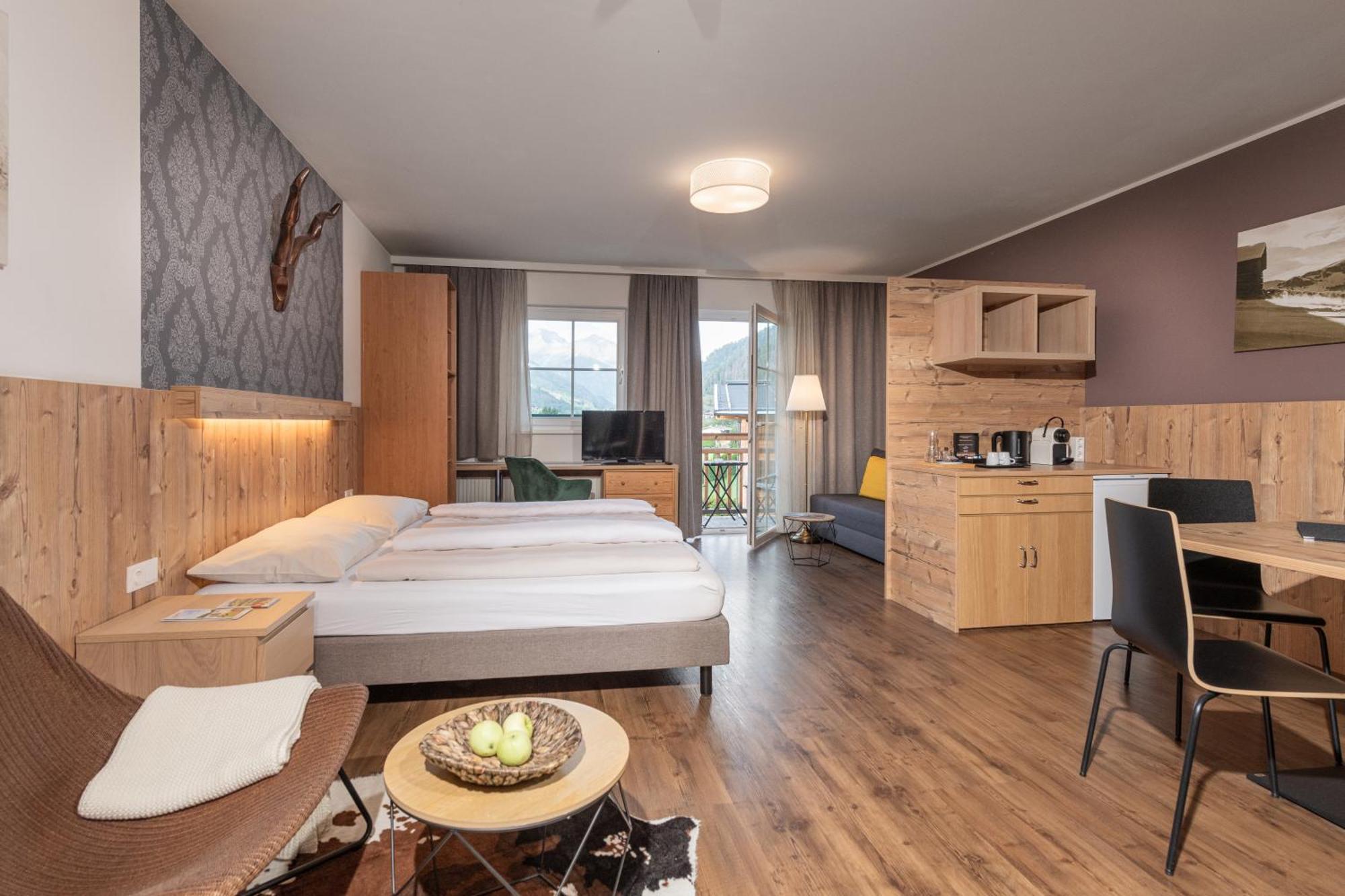 Alpenparks Hotel Montana Matrei in Osttirol Szoba fotó